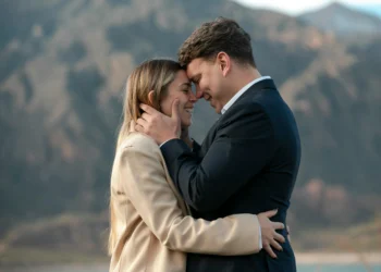 how to keep a relationship exciting